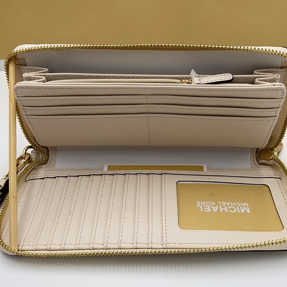 MICHAEL KORS Jet Set Travel Continental Zip Wristlet Wallet Optic White - Picture 4 of 14